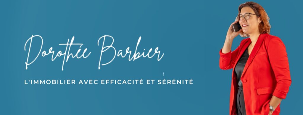 Dorothée Barbier, conseillère immobilière indépendante à Champs-sur-Marne, au téléphone avec un client